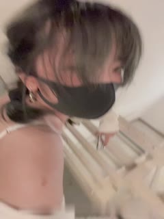 香港美少女玩偶姐姐新作公共场合的性爱楼梯啪啪中途来人被打断